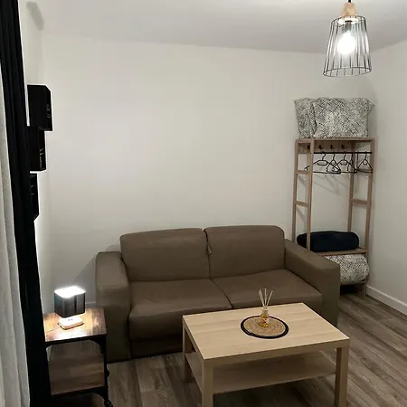 Apartment Meuble Florella Proximite Gare-wifi